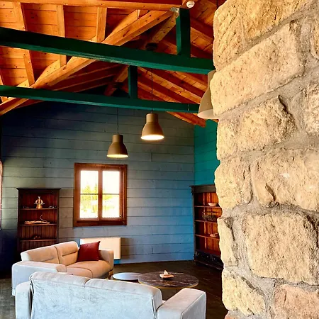 호텔 & - Terizis Le Rocher *