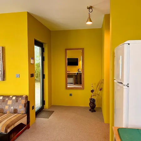 & - Terizis Le Rocher * Bŭlgarevo