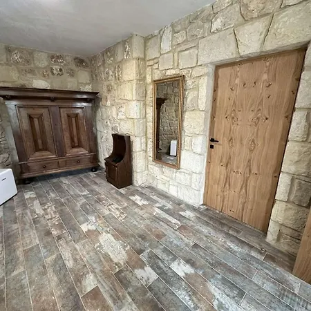 & - Terizis Le Rocher Hotel Bulgarevo