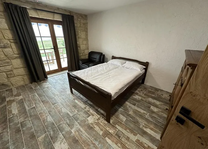 & - Terizis Le Rocher Hotel Bulgarevo